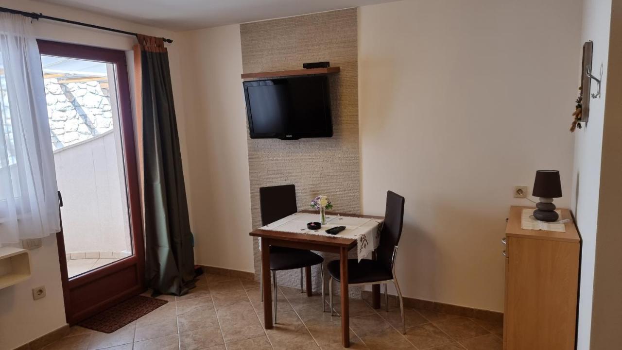 מאלינסקה Apartmani Sidro מראה חיצוני תמונה